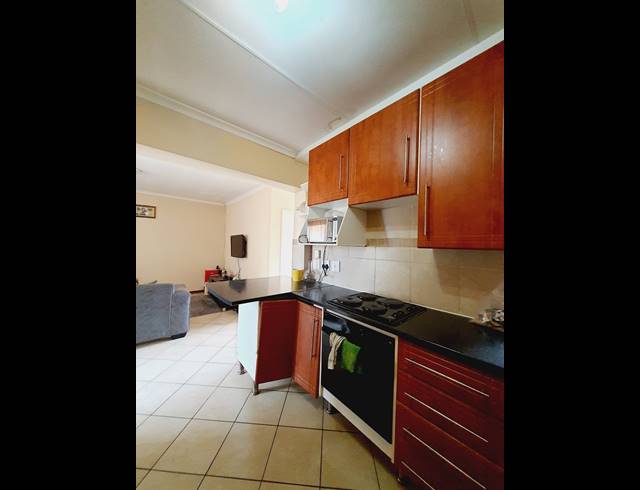 2 BEDROOM APARTMENT FOR SALE IN NOORDWYK